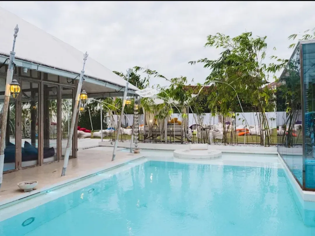 Restaurant for Sale