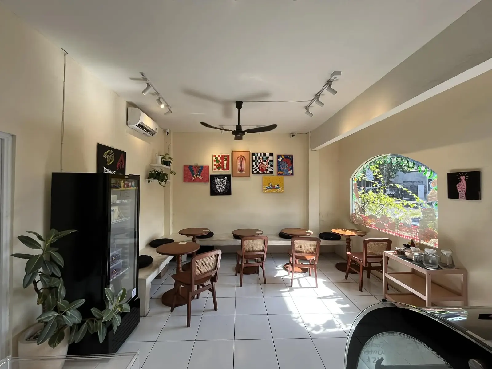Cafe for sale